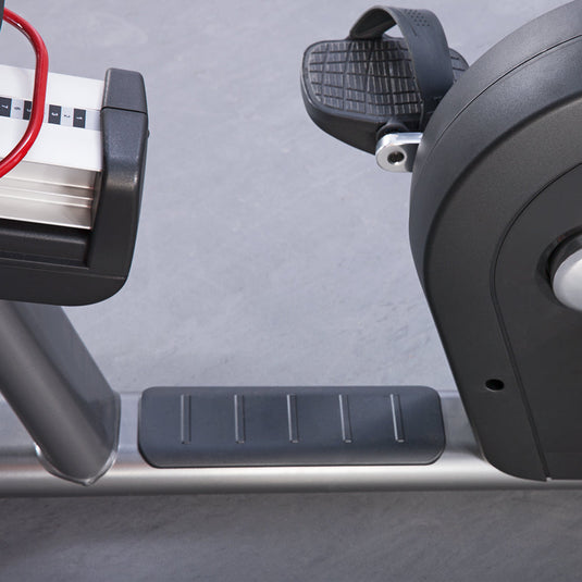 Life Fitness Club Series+ Recumbent Lifecycle Bike