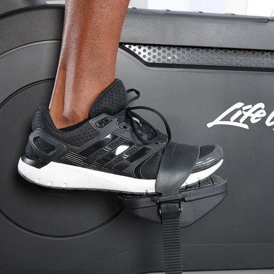 Life Fitness Club Series+ Upright Lifecycle SL Bike