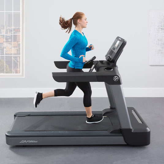 Life Fitness Club Series+ SE4 Treadmill