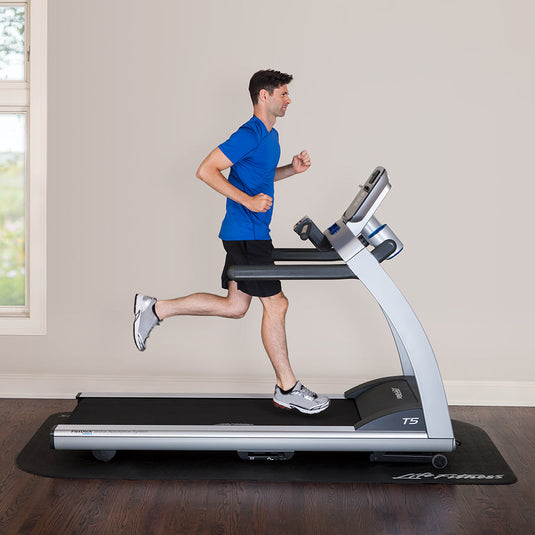 Life Fitness T5 Track Connect 2.0 Treadmill