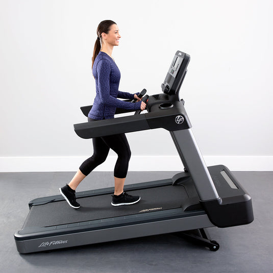 Life Fitness Club Series+ SL Treadmill