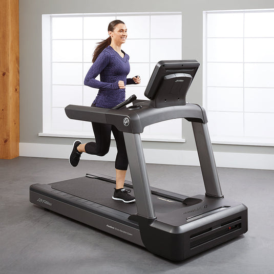 Life Fitness Club Series+ SL Treadmill