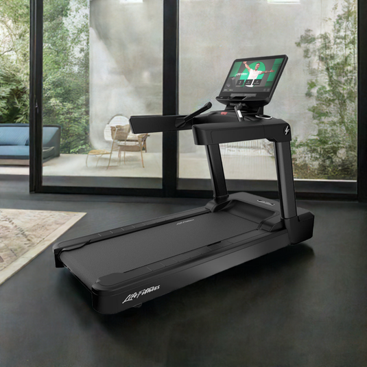 Life Fitness Club Series+ SE4 Treadmill